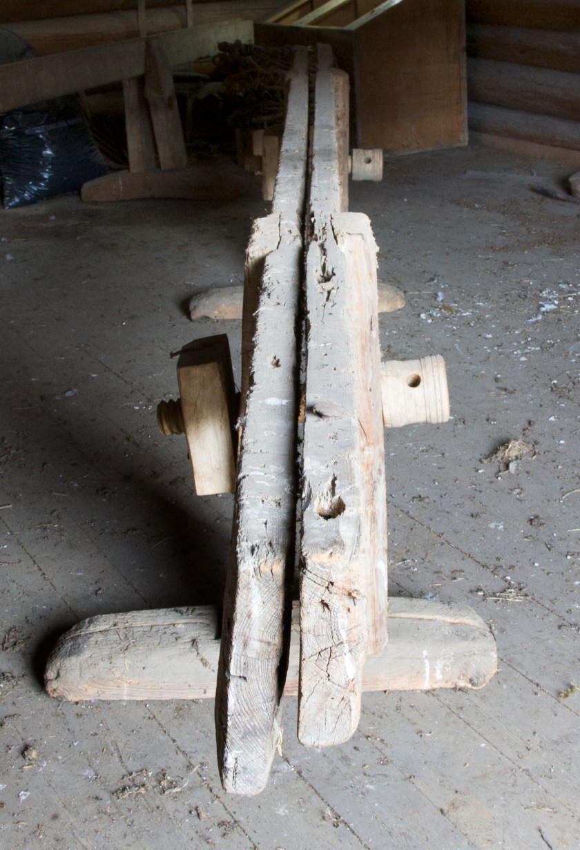 S.K.Å 652 A. Legg merke til den løse gjengeklossen på baksiden. Skruen og klossen kan enkelt flyttes mellom benkene etter behov. Foto: Freia Beer