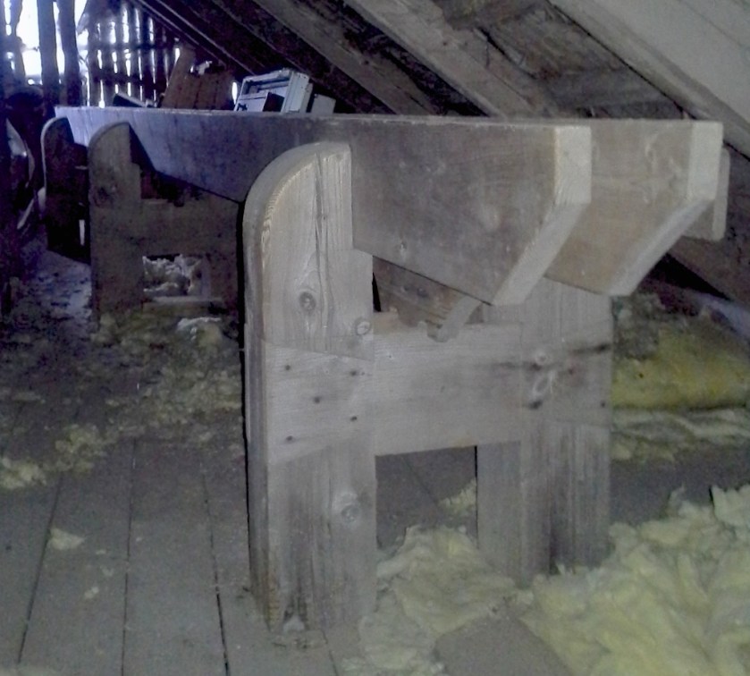 Skottbenk frå Bikset gård på Østre Toten. Foto: Hans Andreas H. Lien